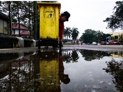 Petugas Kebersihan Dinas Kota Pontianak.