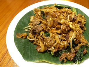 Kenyal Mulur Kwetiau Sapi Khas Pontianak yang Legendaris Kenyal Mulur Kwetiau Sapi Khas Pontianak yang Legendaris
