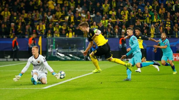 Ter Stegen Gagalkan Penalti Reus, Dortmund Vs Barca Berakhir Imbang