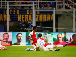 Skor berubah 1-0 untuk keunggulan Slavia Praha.