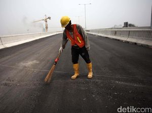 Tol Layang Jakarta-Cikampek Cuma untuk Mobil dan Truk 2 Gandar Tol Layang Jakarta-Cikampek Cuma untuk Mobil dan Truk 2 Gandar