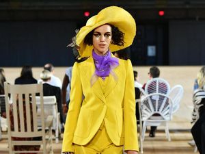 Foto: 15 Busana Warna-warni Marc Jacobs di New York Fashion Week