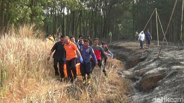 Pekerja Tewas Terbakar Saat Bakar Sampah di Lahan Perhutani Purwakarta