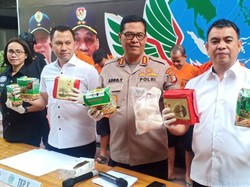 Selundupkan Sabu di Sepatu, Sindikat Jaringan Malaysia-Jakarta Ditangkap
