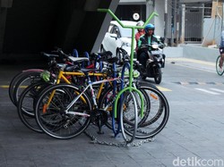 Menantikan #ParkiruntukSepeda di Stasiun KRL: Yang Penting Aman-Nyaman