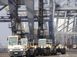 Neraca Dagang RI Tekor US$ 1,3 M, BPS: Perlu Ekstra Hati-hati