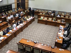 DPR Setuju Pasal Bui ke Pria Hidung Belang Ingkar Kawini Korban Didrop