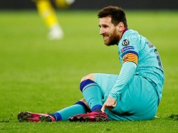 Barcelona tak banyak mengancam gawang Dortmund meski sudah ada Messi. REUTERS/Wolfgang Rattay.