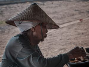 penjual gereh di pantai