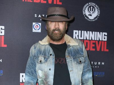 Penampilan Baru Nicolas Cage yang Bikin Pangling