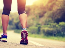 Pejuang Diet Wajib Tahu, Ini Cara Jalan Kaki yang Bisa Enyahkan Perut Buncit