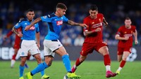 Skor 0-0 bahkan bertahan sampai memasuki 10 menit terakhir pertandingan. Reuters/Andrew Couldridge.