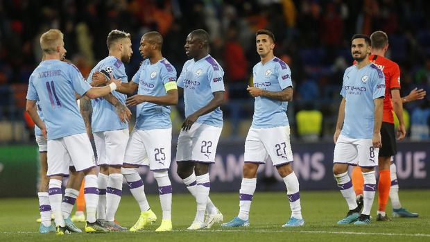 Man City kalahkan Shakhtar Donetsk 3-0.