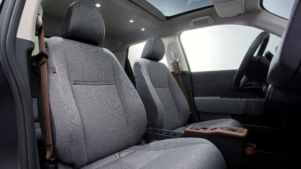 Interior Honda e mampu menampung empat penumpang dewasa.