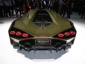 Ini Bukan Pesawat Tempur, Tapi Lamborghini Tercepat Rp 31 Miliar Ini Bukan Pesawat Tempur, Tapi Lamborghini Tercepat Rp 31 Miliar