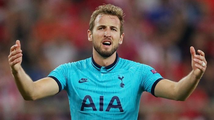 Soccer Football - Champions League - Group B - Olympiacos v Tottenham Hotspur - Karaiskakis Stadium, Piraeus, Greece - September 18, 2019 Tottenham Hotspurs Harry Kane reacts REUTERS/Alkis Konstantinidis