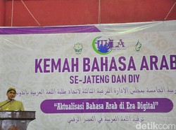 Gaya Wagub Jateng Berpidato 3 Bahasa di Pembukaan Kemah Bahasa Arab