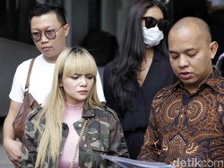 Rencana Laporkan Kasus Pelecehan, Dinar Candy Kumpulkan Para Korban