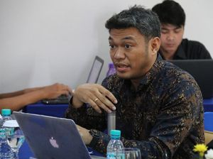 Ahli Nilai Aturan Tidak Nyaman Ditatap di Pemendikbud PPKS Jadi Pasal Karet Ahli Nilai Aturan Tidak Nyaman Ditatap di Pemendikbud PPKS Jadi Pasal Karet