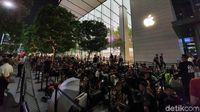 Rela Begadang Demi iPhone 11 di Singapura