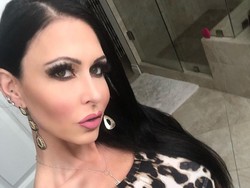 Bintang Film Dewasa Meninggal Misterius, Ada Pesan Terakhir di Instagramnya