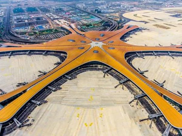 Foto: Penampakan Bandara Bintang Laut Raksasa di China