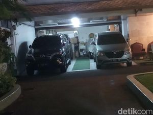 Imam Nahrawi Pamit dari Kemenpora, Barang-barang di Rumah Dinas Diangkut Imam Nahrawi Pamit dari Kemenpora, Barang-barang di Rumah Dinas Diangkut