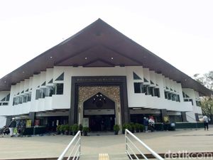 Sejarah Masjid Al Ukhuwah: Dulu Disebut Gedung Setan Freemason