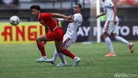 Bali United tampil dominan dalam pertandingan lanjutan Liga 1 ini.