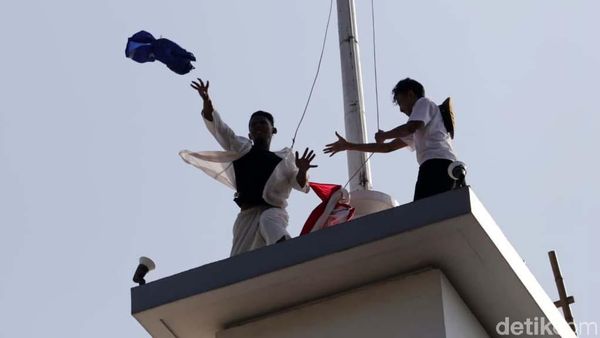 Mengenang Perobekan Bendera Belanda di Surabaya