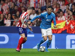 Isyarat Ronaldo pada Fans Atletico, Apa Maksudnya? Isyarat Ronaldo pada Fans Atletico, Apa Maksudnya?