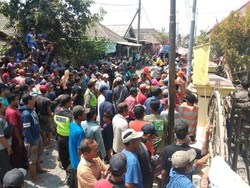 Pengasuh Ponpes di Sidoarjo Didemo karena Diduga Cabuli 4 Santriwati