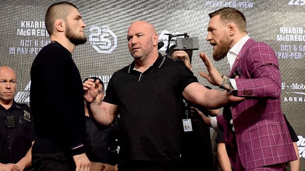 Popularitas Khabib melonjak usai kalahkan Conor McGregor.