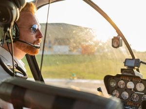 10 Profesi yang Diprediksi Akan Punah di 2030, Pilot Hingga Teller Bank 10 Profesi yang Diprediksi Akan Punah di 2030, Pilot Hingga Teller Bank