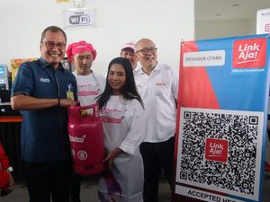 Pujasera di Rest Area Jagorawi Beralih Gunakan Tabung LPG Pink