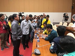 Ini Hasil Kesepakatan Audiensi Mahasiswa Tolak RUU KUHP dengan Sekjen DPR
