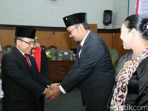 Bupati Anas Ajak Gerbong Baru DPRD Banyuwangi Tingkatkan Kerja Sama Bupati Anas Ajak Gerbong Baru DPRD Banyuwangi Tingkatkan Kerja Sama