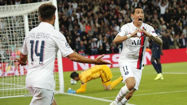 Courtois kebobolan tiga gol dari PSG. (