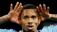 Usai jeda City mampu menambah satu gol lagi lewat Gabriel Jesus untuk mengakhiri pertandingan dengan kemenangan 3-0.