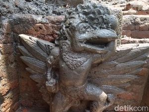 Temuan Langka di Petirtaan Suci Majapahit, Pancuran Air Bentuk Arca Garuda Temuan Langka di Petirtaan Suci Majapahit, Pancuran Air Bentuk Arca Garuda