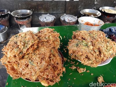 7 Nasi Telur Viral Rp 10 Ribuan yang Juara Rasanya