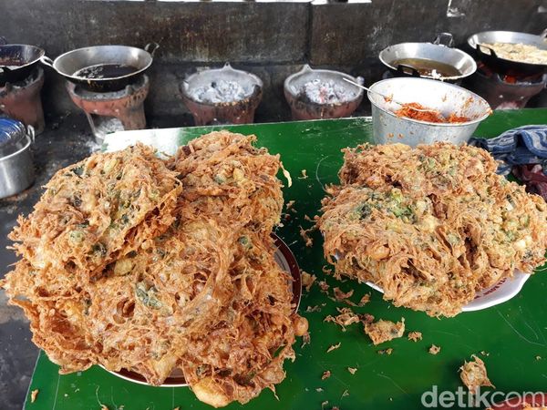 7 Nasi Telur Viral Rp 10 Ribuan yang Juara Rasanya