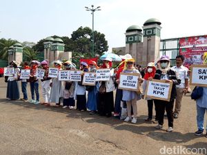 Ada Demo di Gedung DPR, Lalin Arah Slipi Dialihkan ke Jl Gerbang Pemuda
