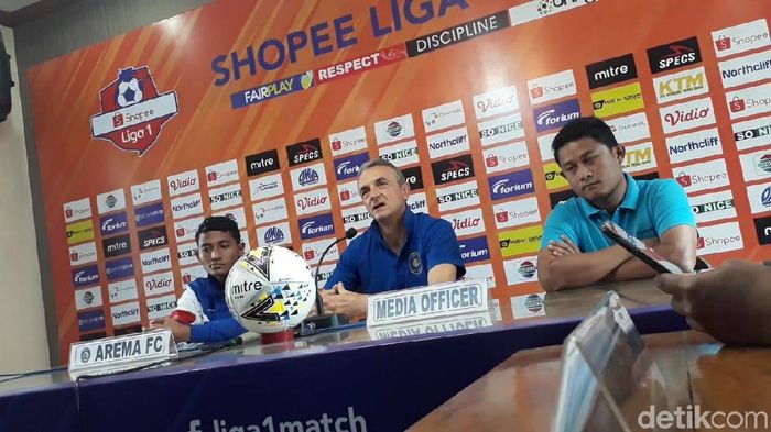 Arema FC akan bertandang ke Persela Lamongan di lanjutan Liga 1. (Foto: Eko Sudjarwo/detikSport) Arema FC akan bertandang ke Persela Lamongan di lanjutan Liga 1. (Foto: Eko Sudjarwo/detikSport)