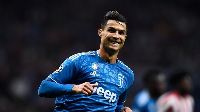 Ketemu! Perempuan Pemberi Burger pada Cristiano Ronaldo