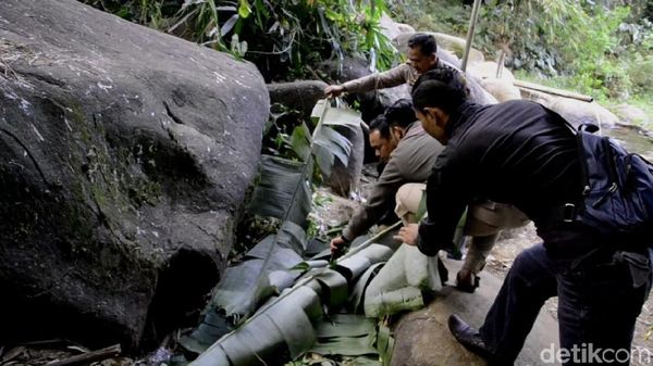 10 Adegan Pembunuhan Pengantin Baru di Pemalang Direkonstruksi