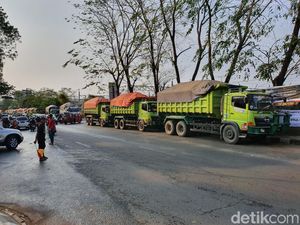 Langgar Jam Operasional, 30 Dump Truck Ditindak Dishub Bekasi