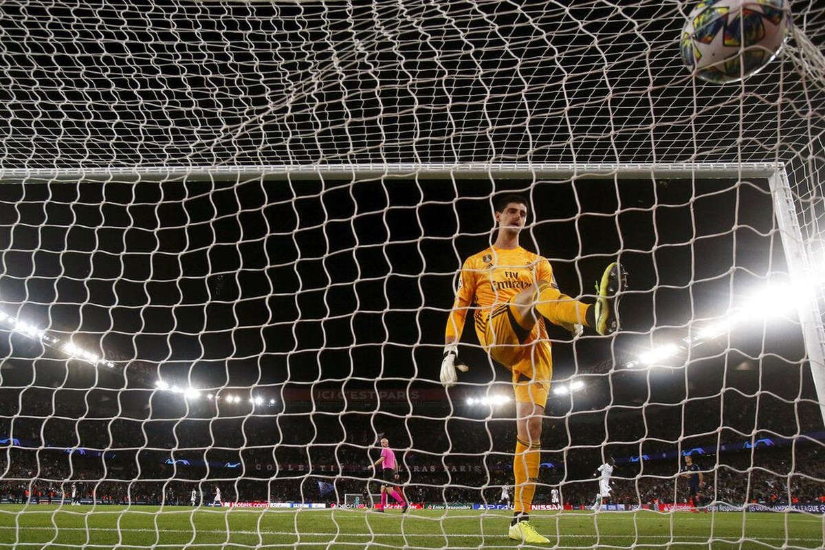 Pertahanan Real Madrid amat buruk di sepanjang 2019. (Foto: Michel Euler / AP Photo)