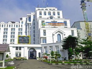 Pemprov Sumut soal Pria Nekat Mau Jual Ginjal: Sudah Dibantu Urus KIS Pemprov Sumut soal Pria Nekat Mau Jual Ginjal: Sudah Dibantu Urus KIS