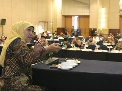 Gubernur Khofifah Paparkan Kiat Jaga Kedaulatan NKRI di Depan Anggota DPD RI